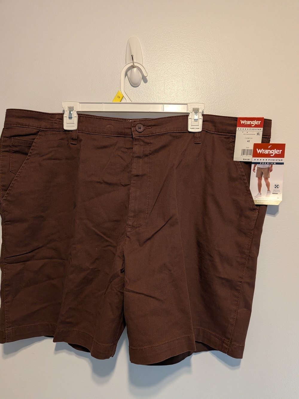 Wrangler Men's Dark Brown Flat Front Shorts